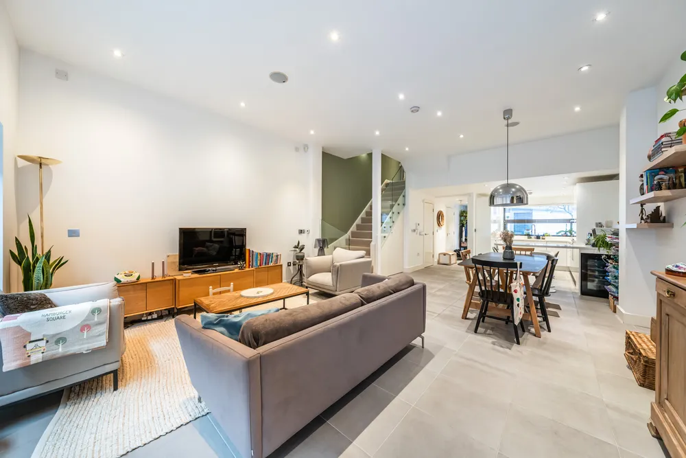 Francis Bentley Mews, London, SW4