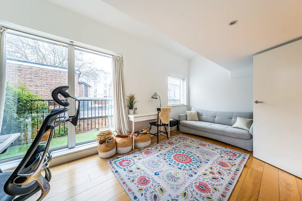 Francis Bentley Mews, London, SW4