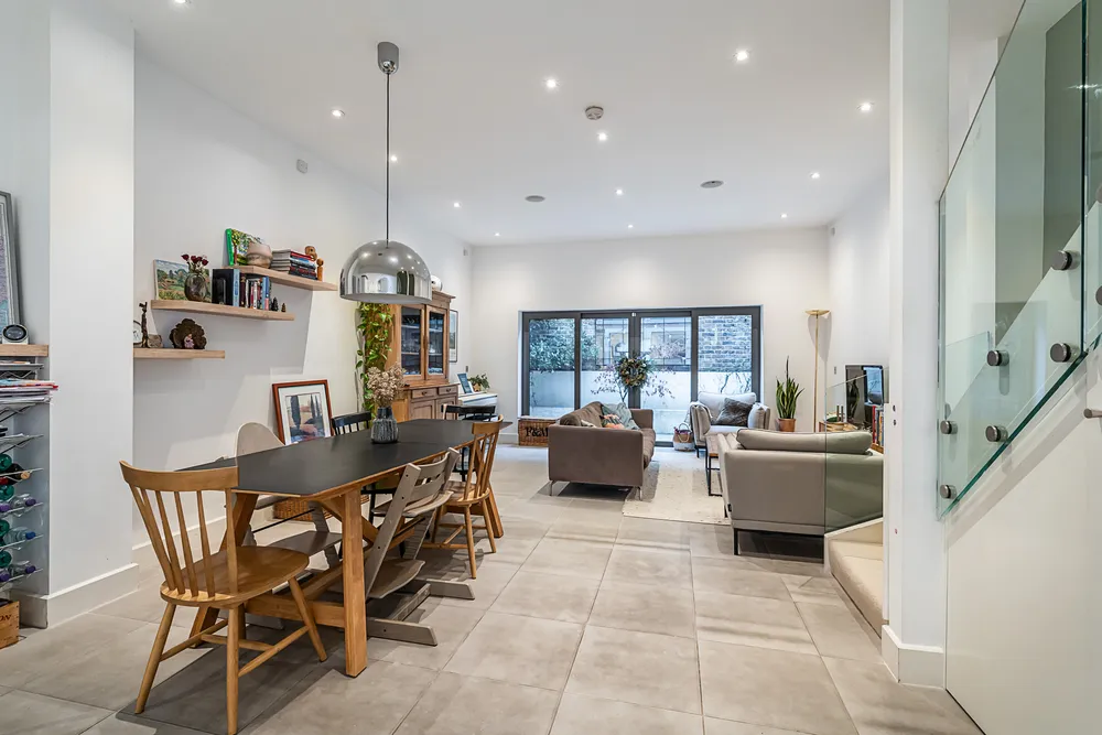 Francis Bentley Mews, London, SW4
