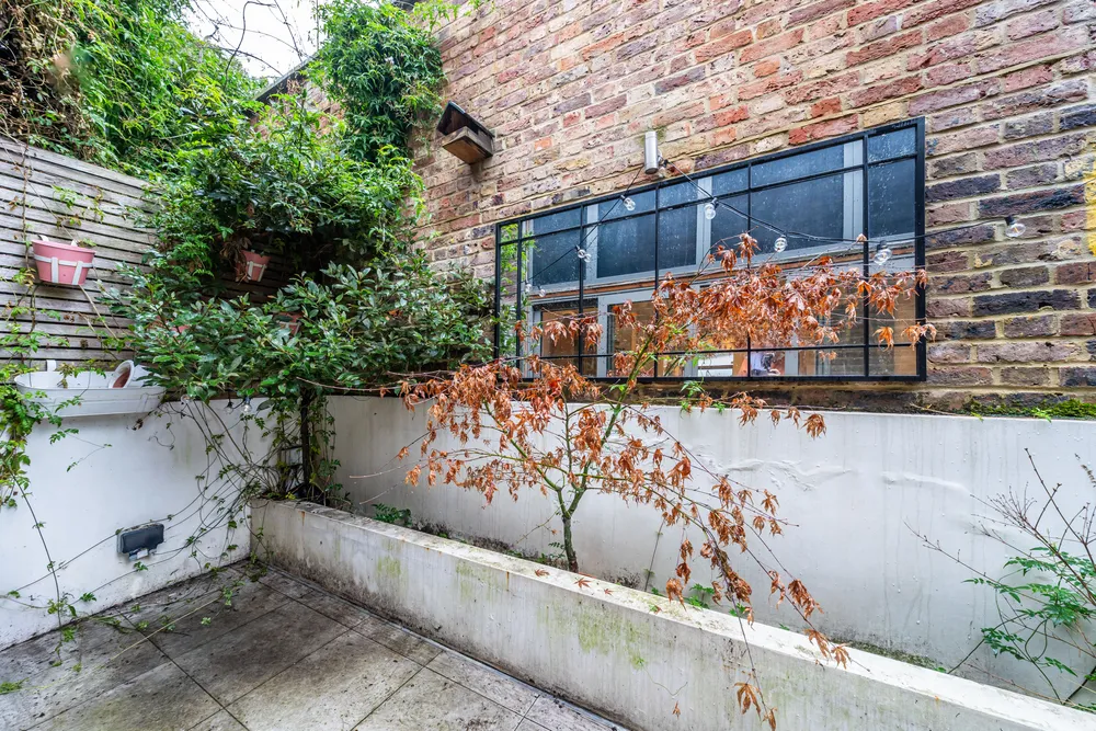 Francis Bentley Mews, London, SW4