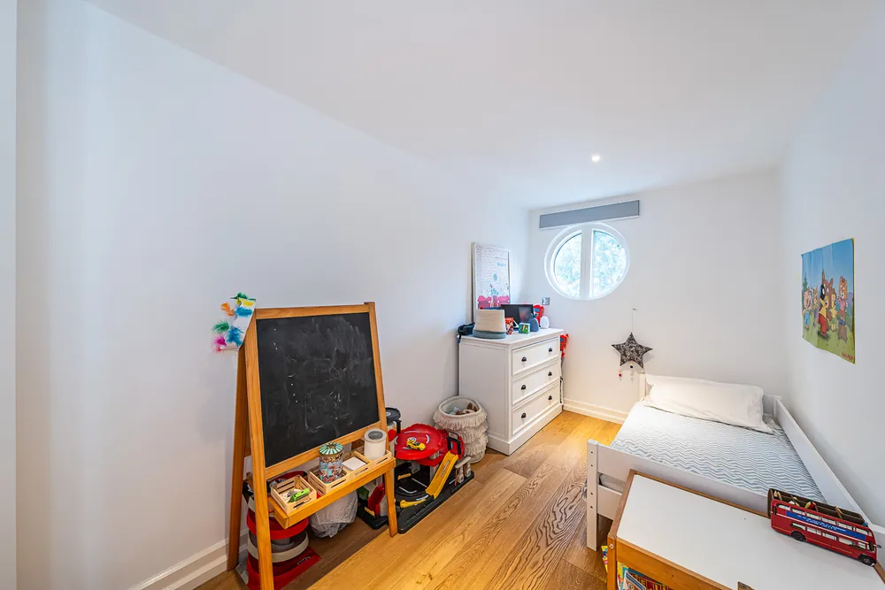 Francis Bentley Mews, London, SW4