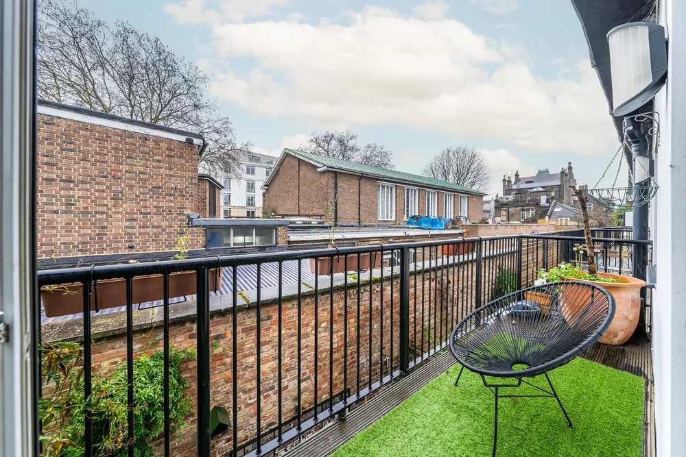 Francis Bentley Mews, London, SW4