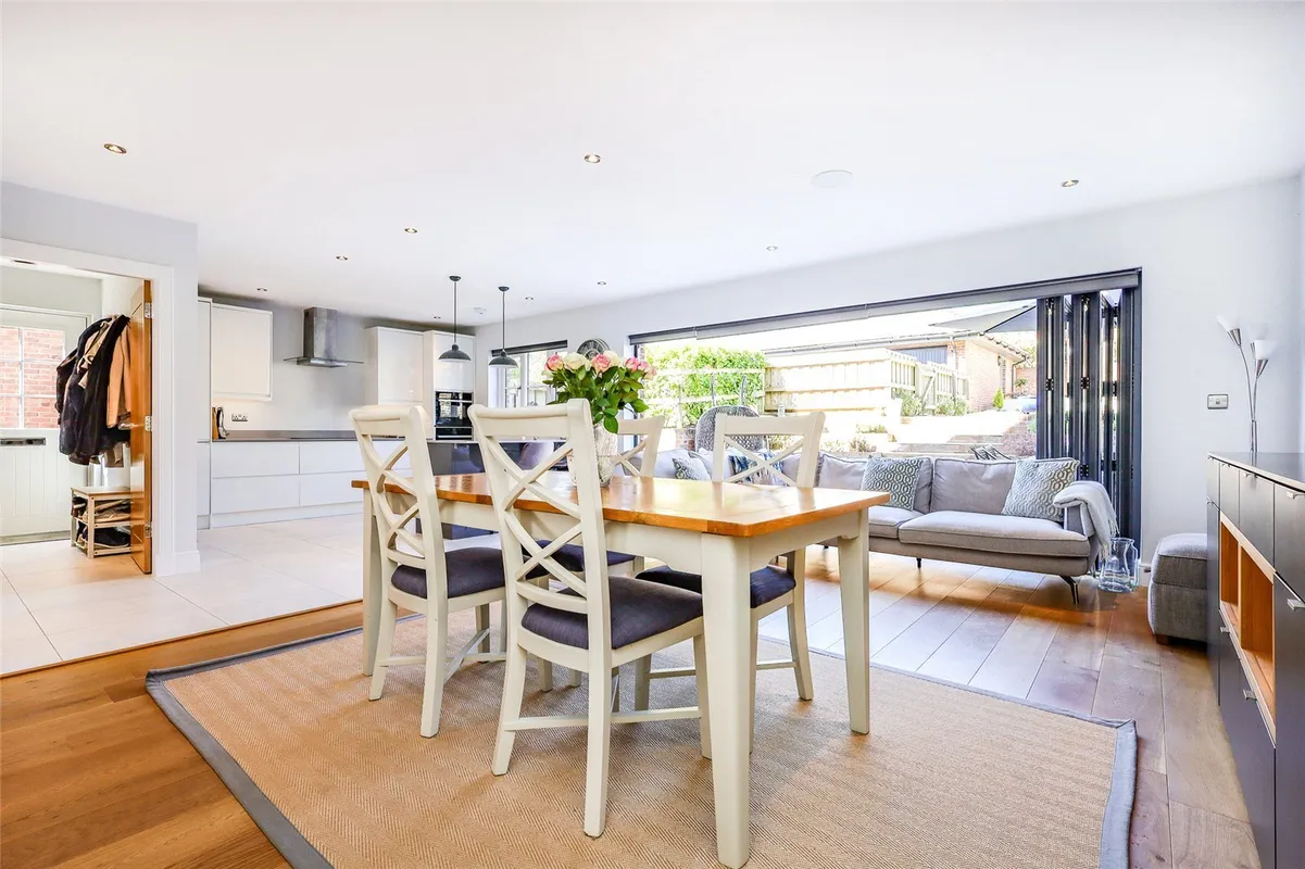 Farnham Road, Liss, Hampshire, GU33