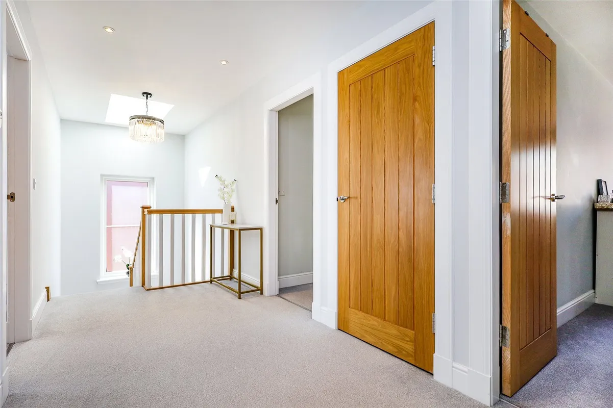Farnham Road, Liss, Hampshire, GU33