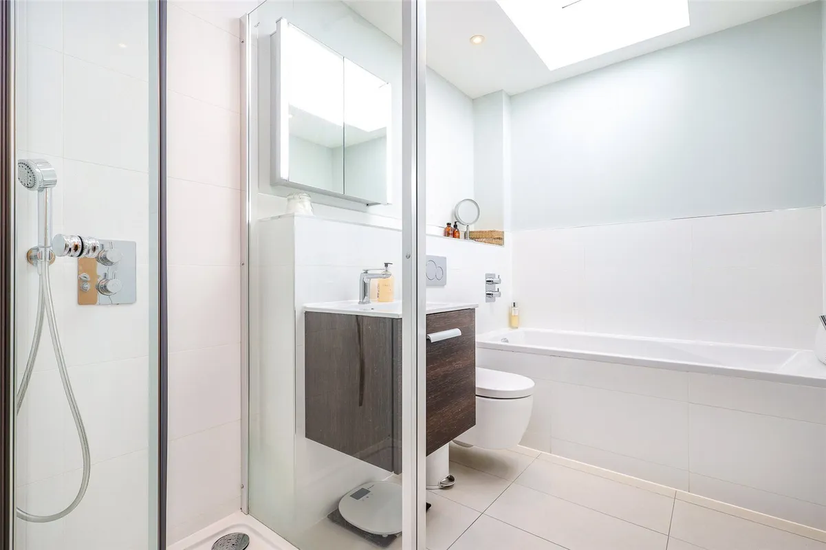 Farnham Road, Liss, Hampshire, GU33