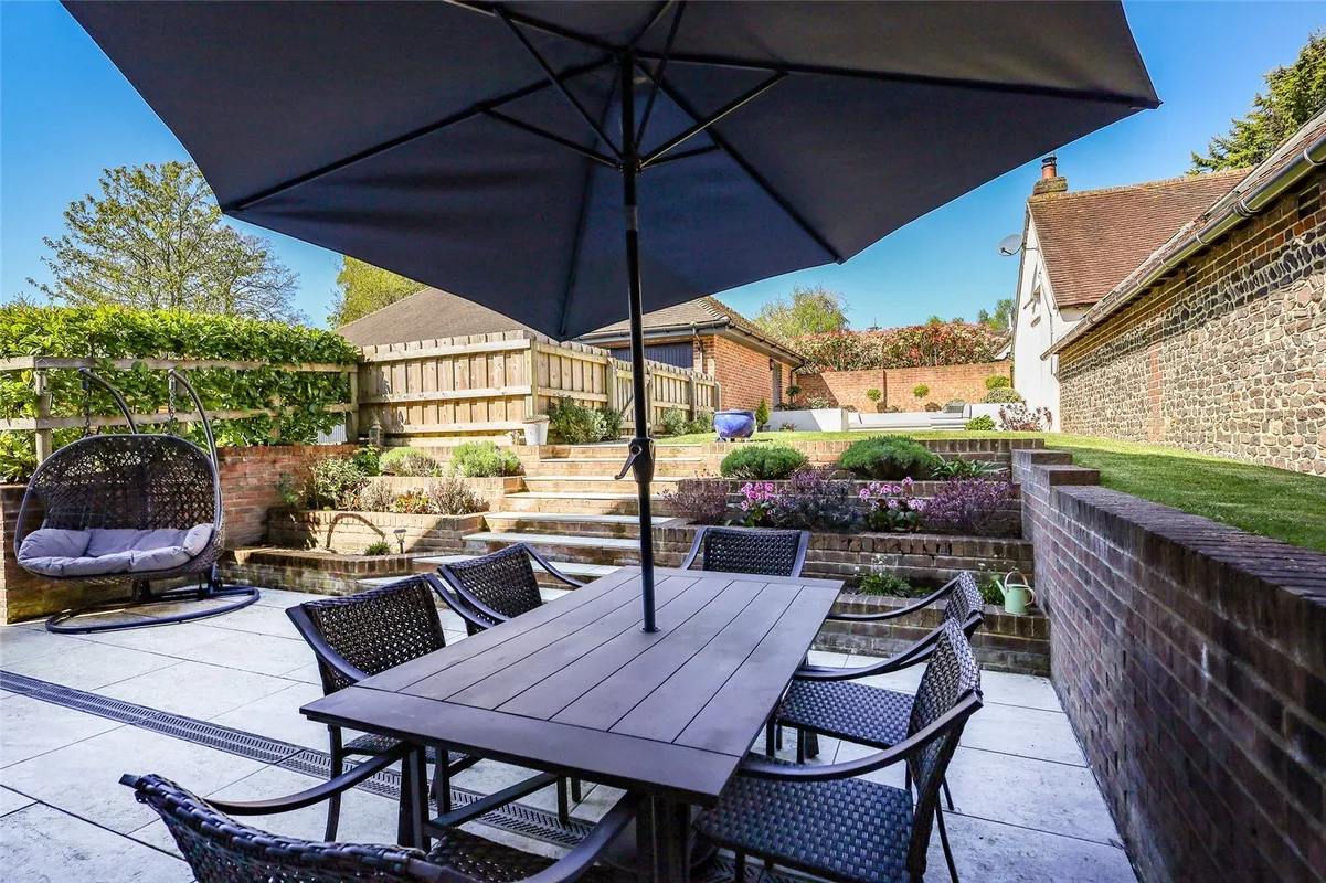 Farnham Road, Liss, Hampshire, GU33