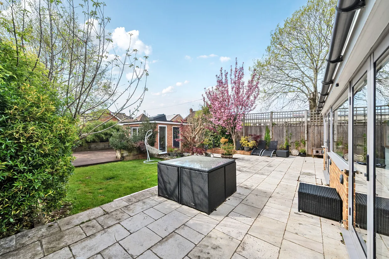 Headley Road, Liphook, GU30 photo 2