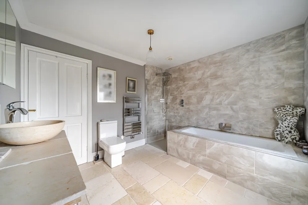 Headley Road, Liphook, GU30 photo 8