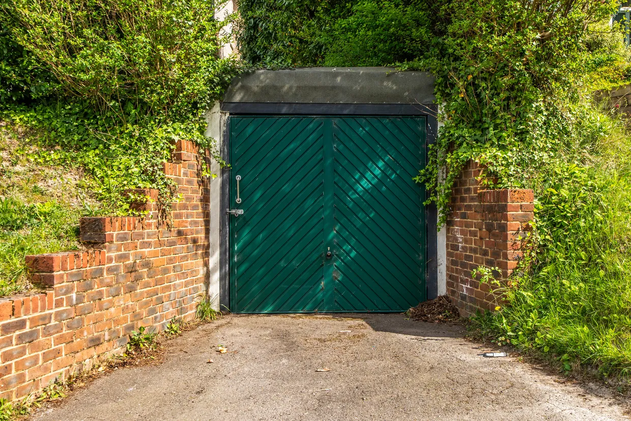 Tillingdown Hill, Caterham, CR3 photo 20