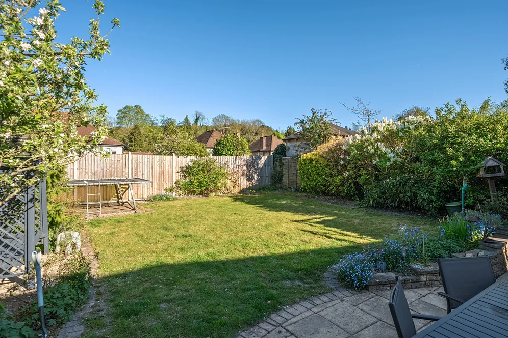 Tillingdown Hill, Caterham, CR3 photo 21