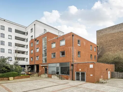 Loates Lane, Watfordphoto