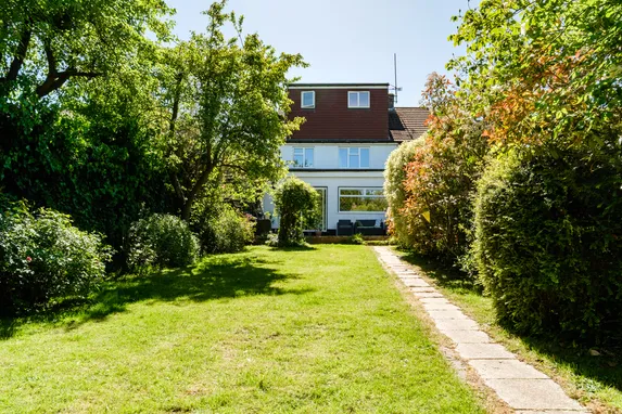 Halliwick Road, London, N10