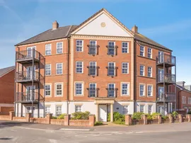 Plant Farm Crescent, Waterlooville photo