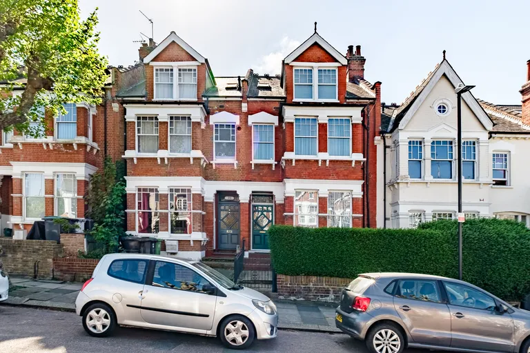 Curzon Road, London, N10
