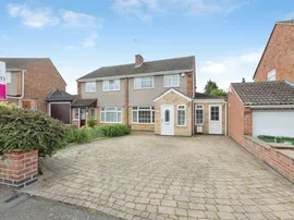 Walnut Grove, Glen Parva, Leicester photo