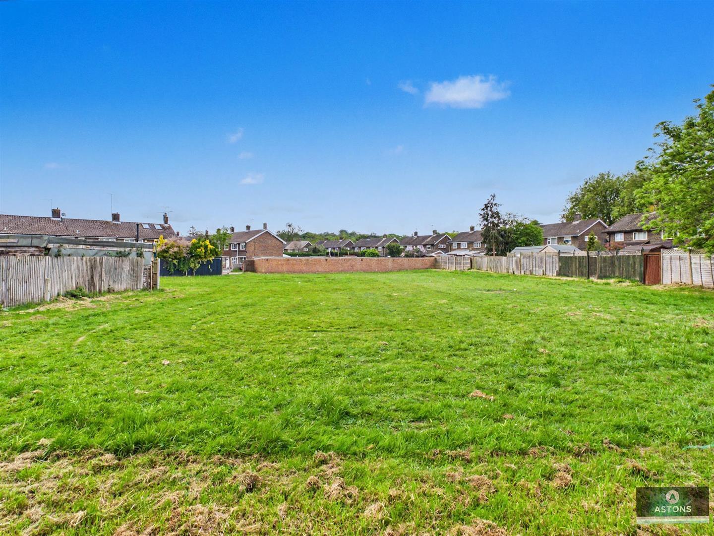 Colet Road, Tilgate Image 12