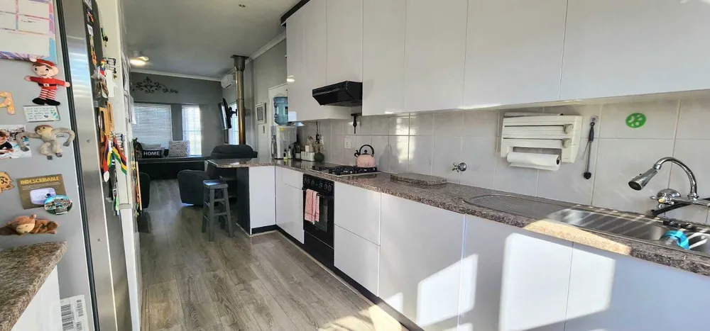 South Africa, Western Cape, Greenways Golf Estate, Village Green Close, 11