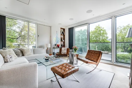 Gatliff Road, London, SW1W