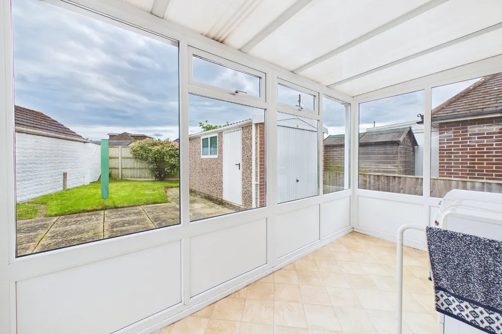 Property carousel item 10