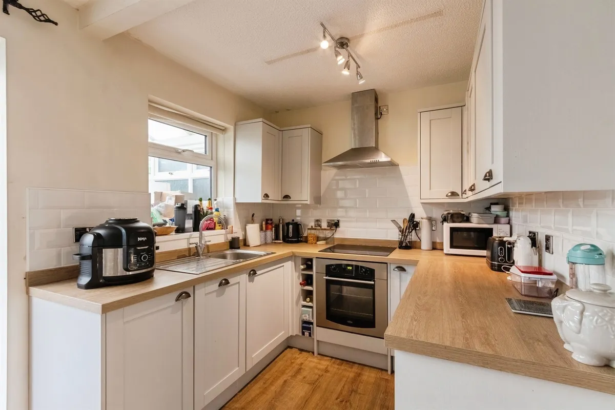 Mead Grove, LEEDS