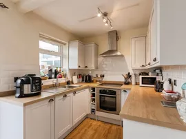 Mead Grove, LEEDS photo