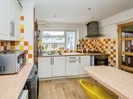 Buttermere Avenue, Slough thumb 3