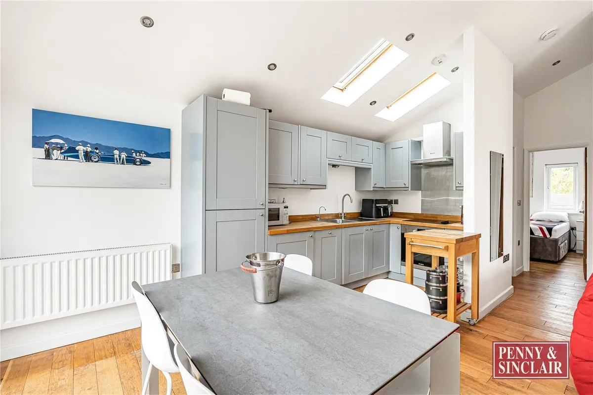 Wargrave Road, Henley-on-Thames, Berkshire, RG9