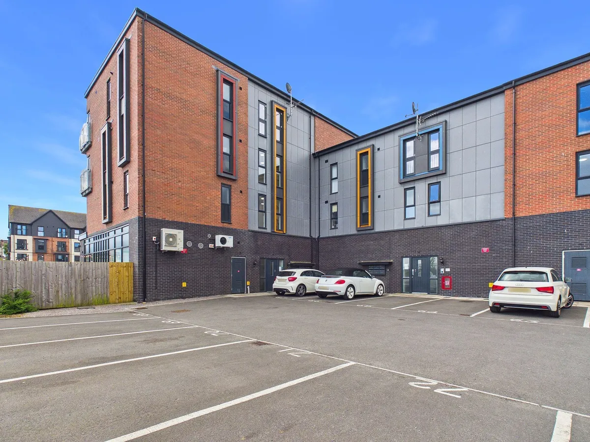 Neptune Road, Barry, CF62