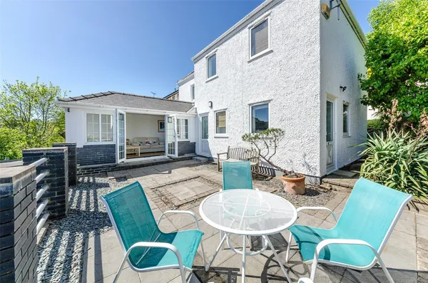 Ael Y Bryn, Bangor, Gwynedd, LL57