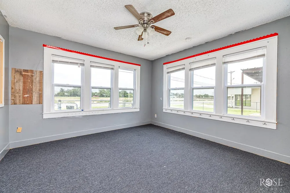 1823 Freeland Ave, San Angelo, TX 76901