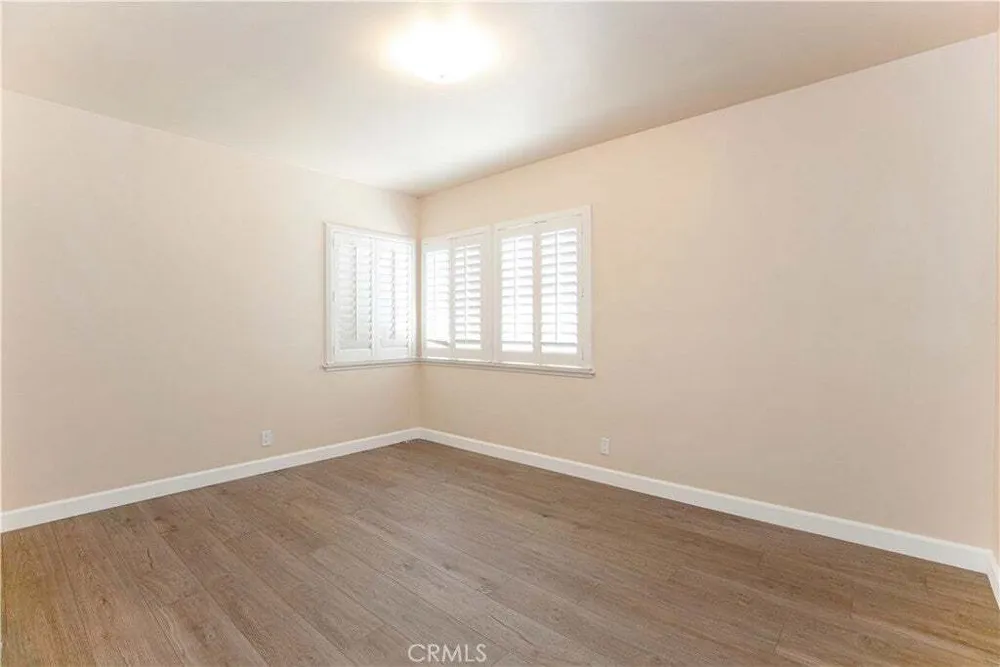 10207 Collett Ave, North Hills, CA 91343-1430