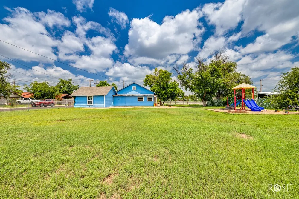1823 Freeland Ave, San Angelo, TX 76901