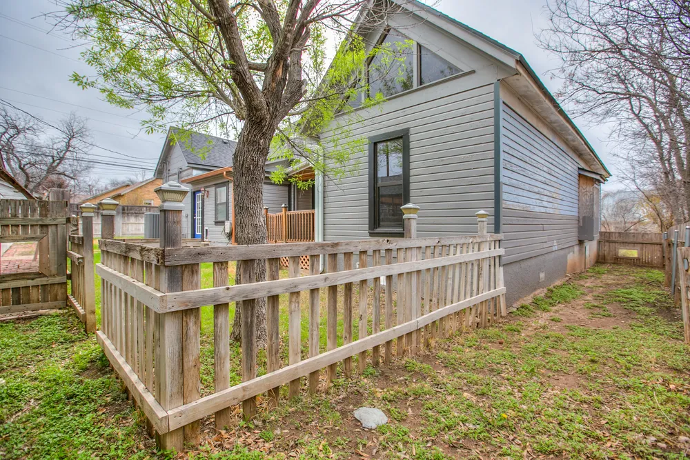 812 W Highland Blvd, San Angelo, TX 76903