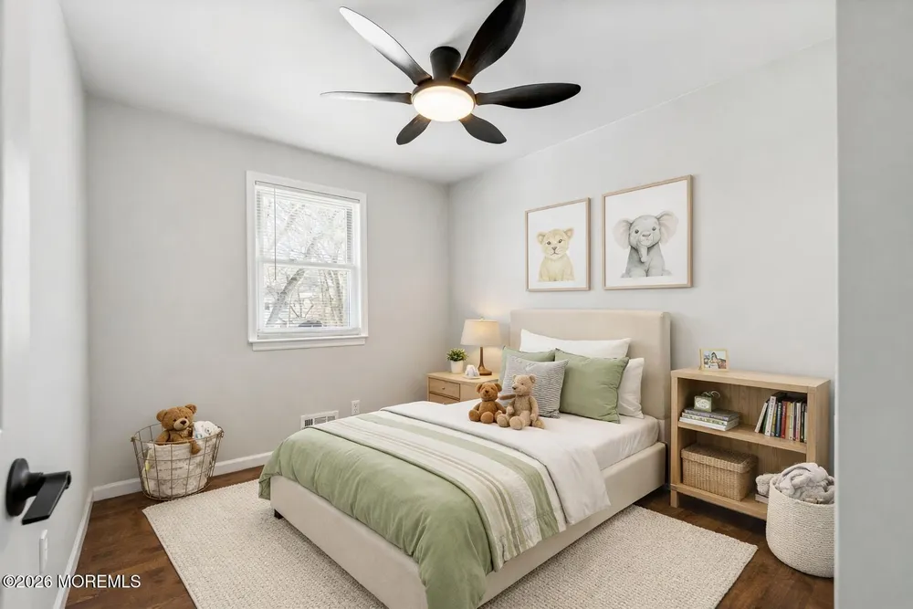 96 Twin Rivers Dr, Toms River, NJ 08753