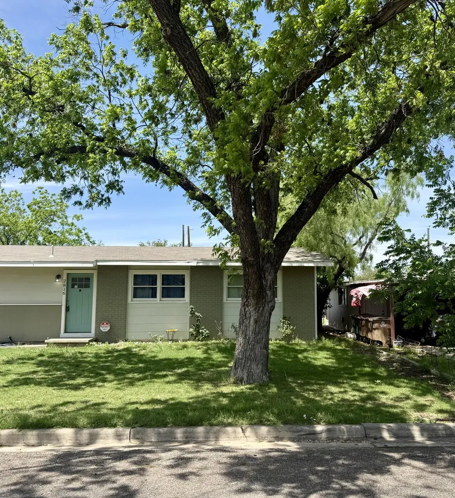 2816 Jomar St, San Angelo, TX 76901