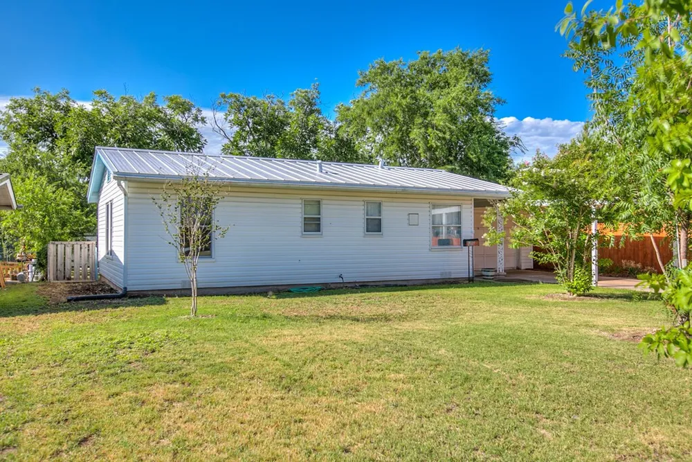 2609 W Harris Ave, San Angelo, TX 76901