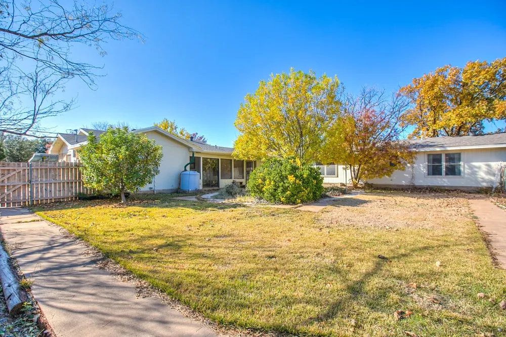 5434 Briarwood Circle, San Angelo, TX 76903
