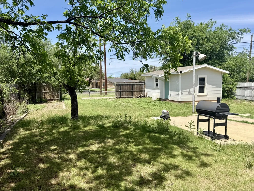 2816 Jomar St, San Angelo, TX 76901