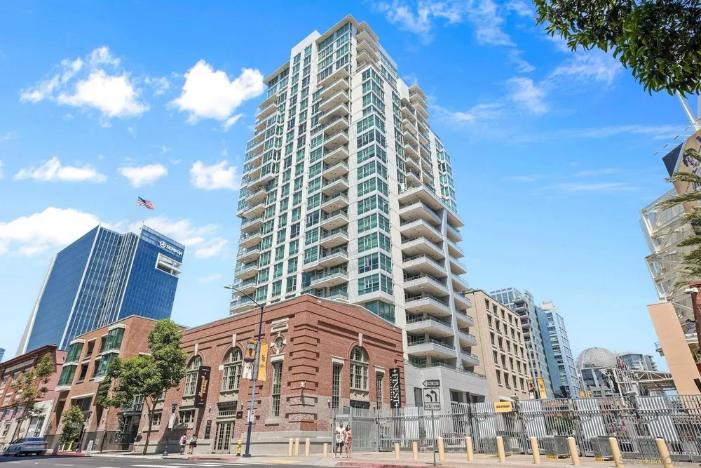 325 7th Ave, San Diego, CA 92101