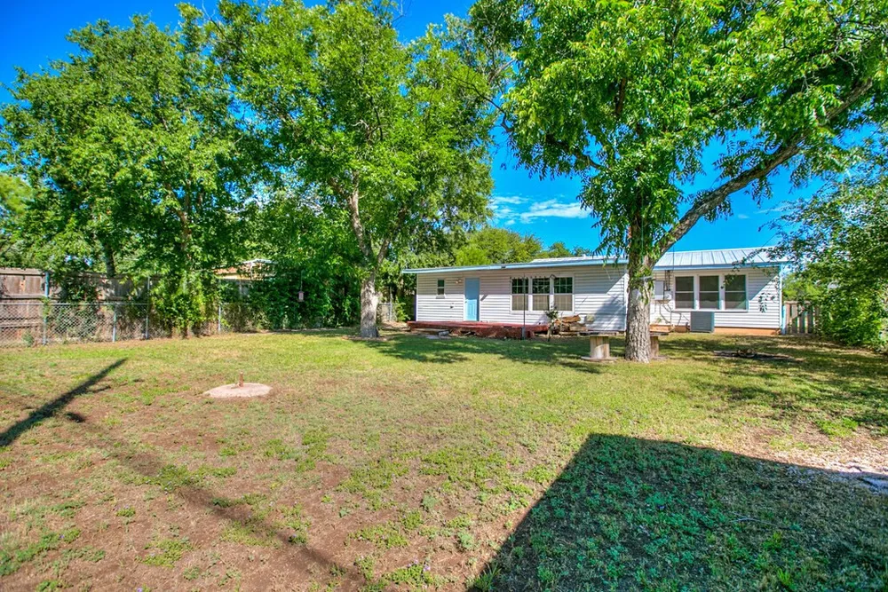 2609 W Harris Ave, San Angelo, TX 76901