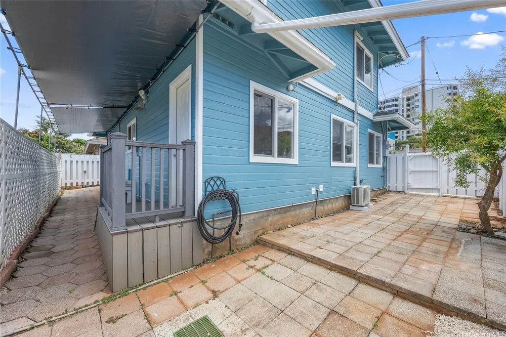 1510A Miller St, Honolulu, HI 96813
