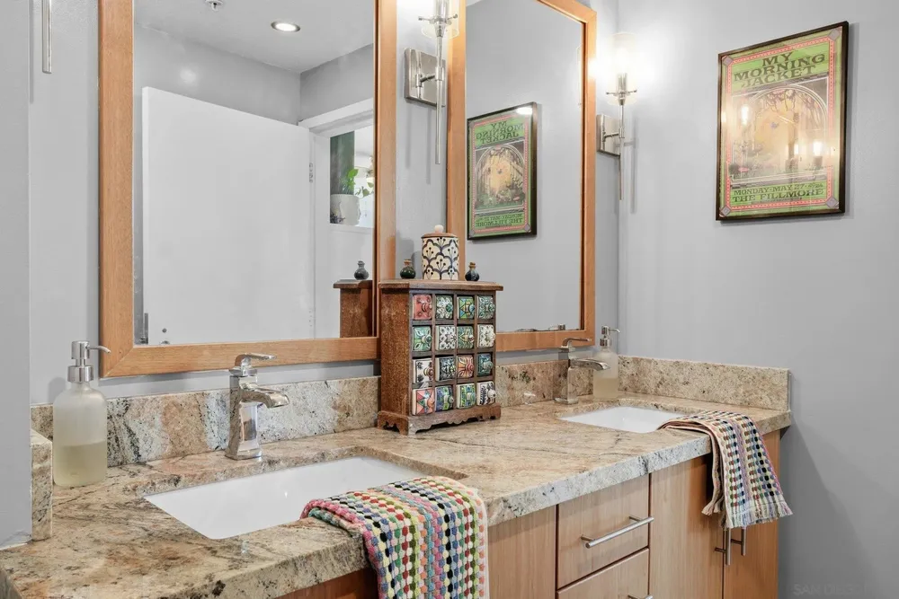 325 7th Ave, San Diego, CA 92101