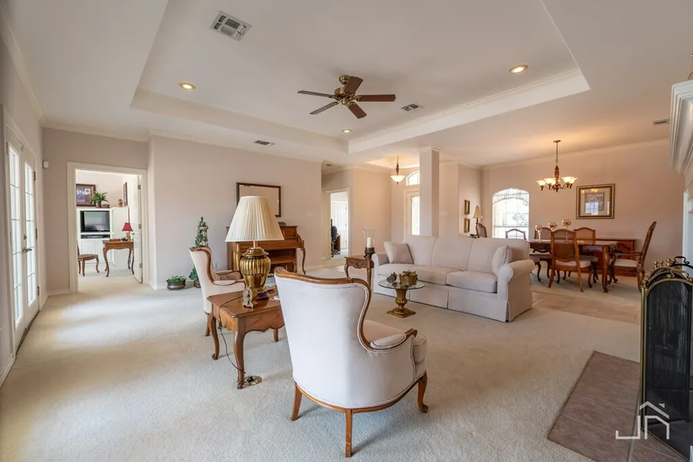 6014 Warwick Dr, San Angelo, TX 76901