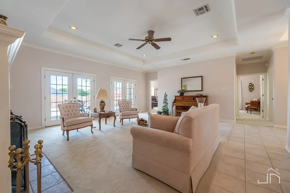 6014 Warwick Dr, San Angelo, TX 76901