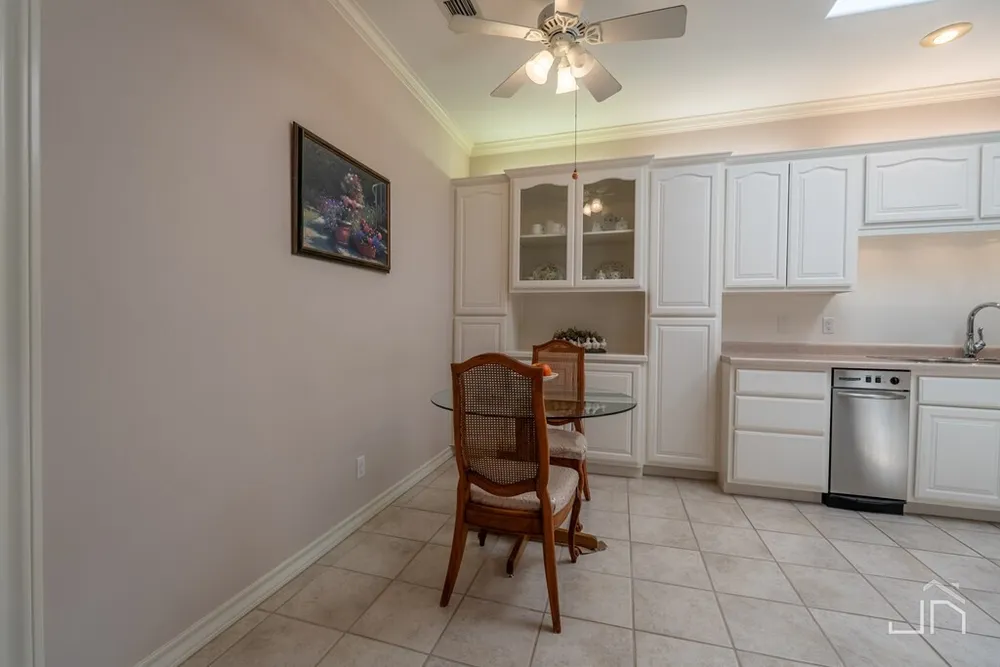 6014 Warwick Dr, San Angelo, TX 76901