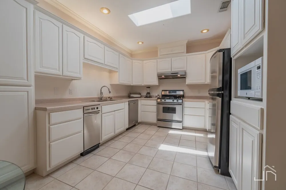 6014 Warwick Dr, San Angelo, TX 76901