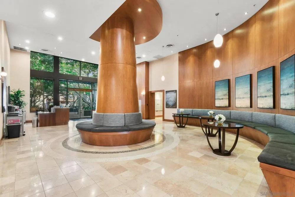 325 7th Ave, San Diego, CA 92101