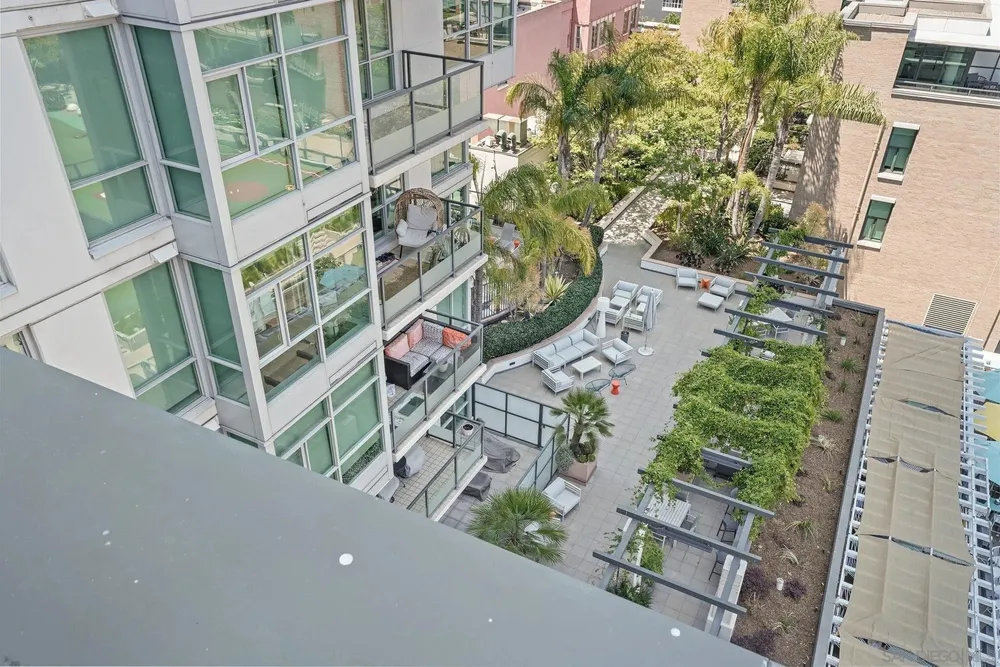 325 7th Ave, San Diego, CA 92101
