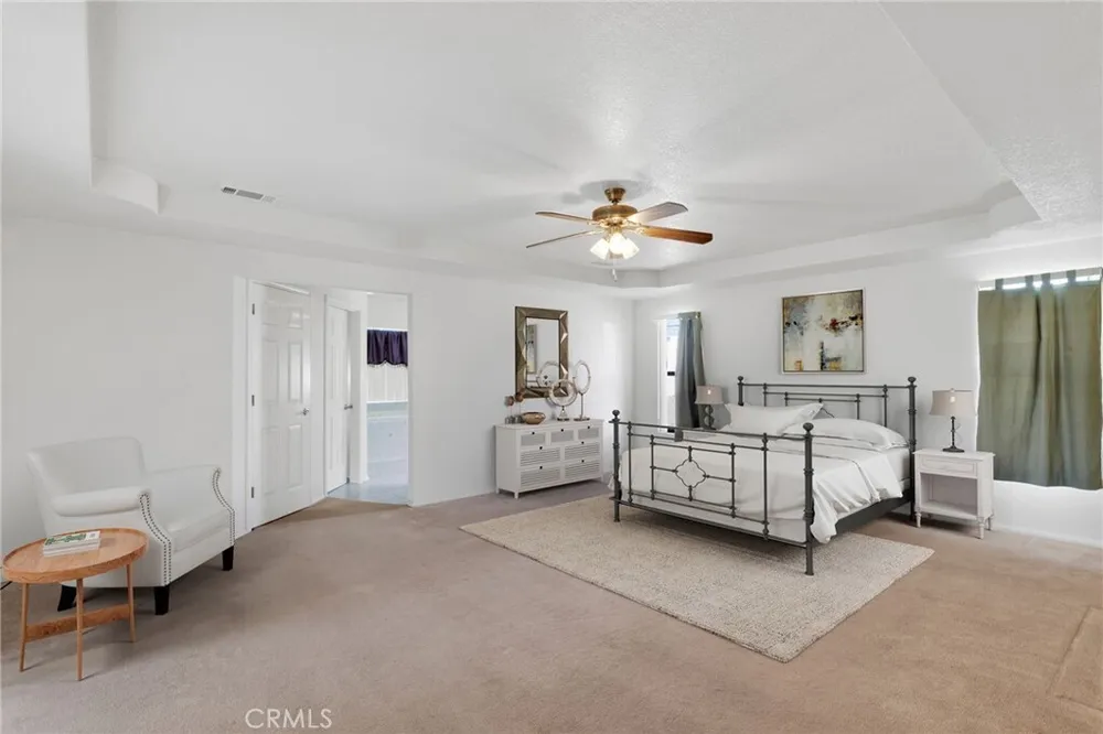 16466 Tude Rd, Apple Valley, CA 92307