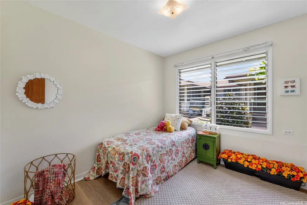 1128 Alohi Way, Honolulu, HI 96814